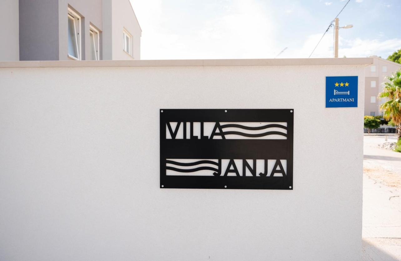 Villa Janja Komarna Exteriör bild